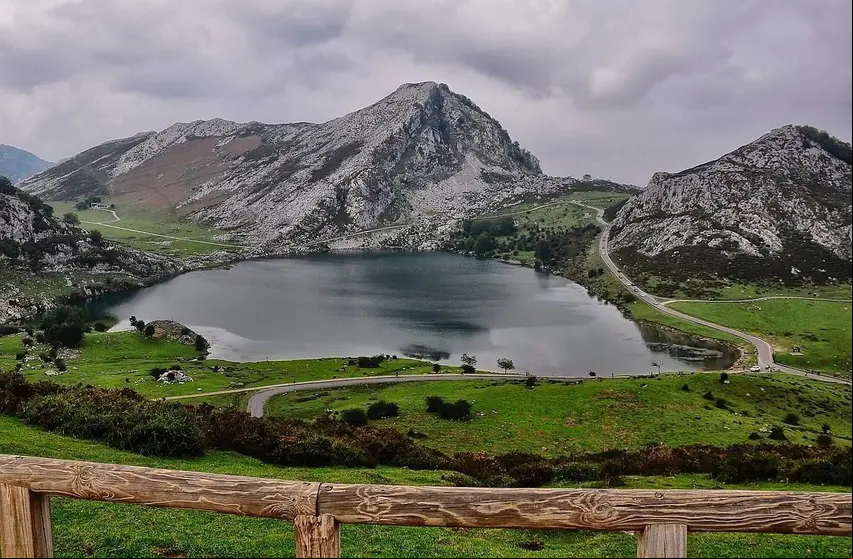 LAGOS_DE_COVADONGA_5