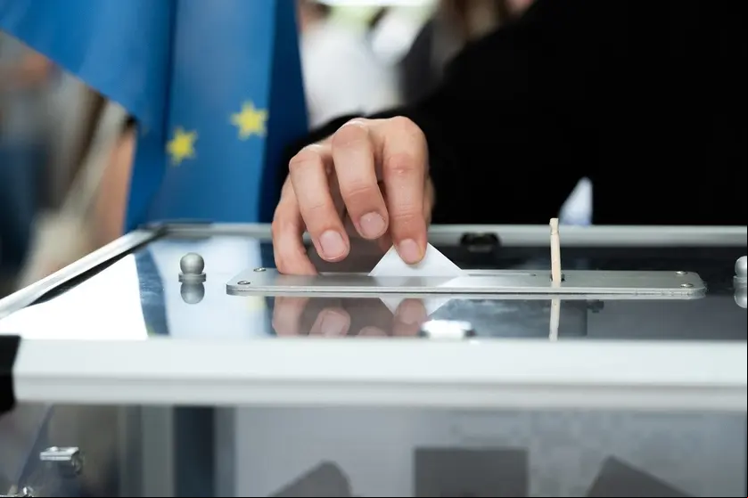 elecciones_europeas_voto_urna