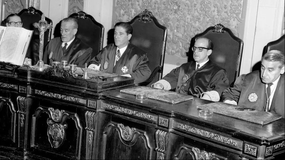Imagen de la toma de posesión del presidente del Tribunal de Orden Público (TOP), José Francisco Mateu, en el año 1968. Archivo