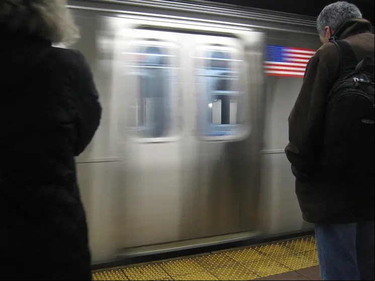 metro-345295_1280
