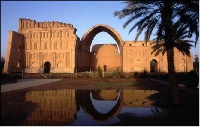 Palacio de Cosroes en Ctesifonte: con una bóveda de 37 metros de altura